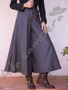 falda-pantalon-sevilla-alacampera